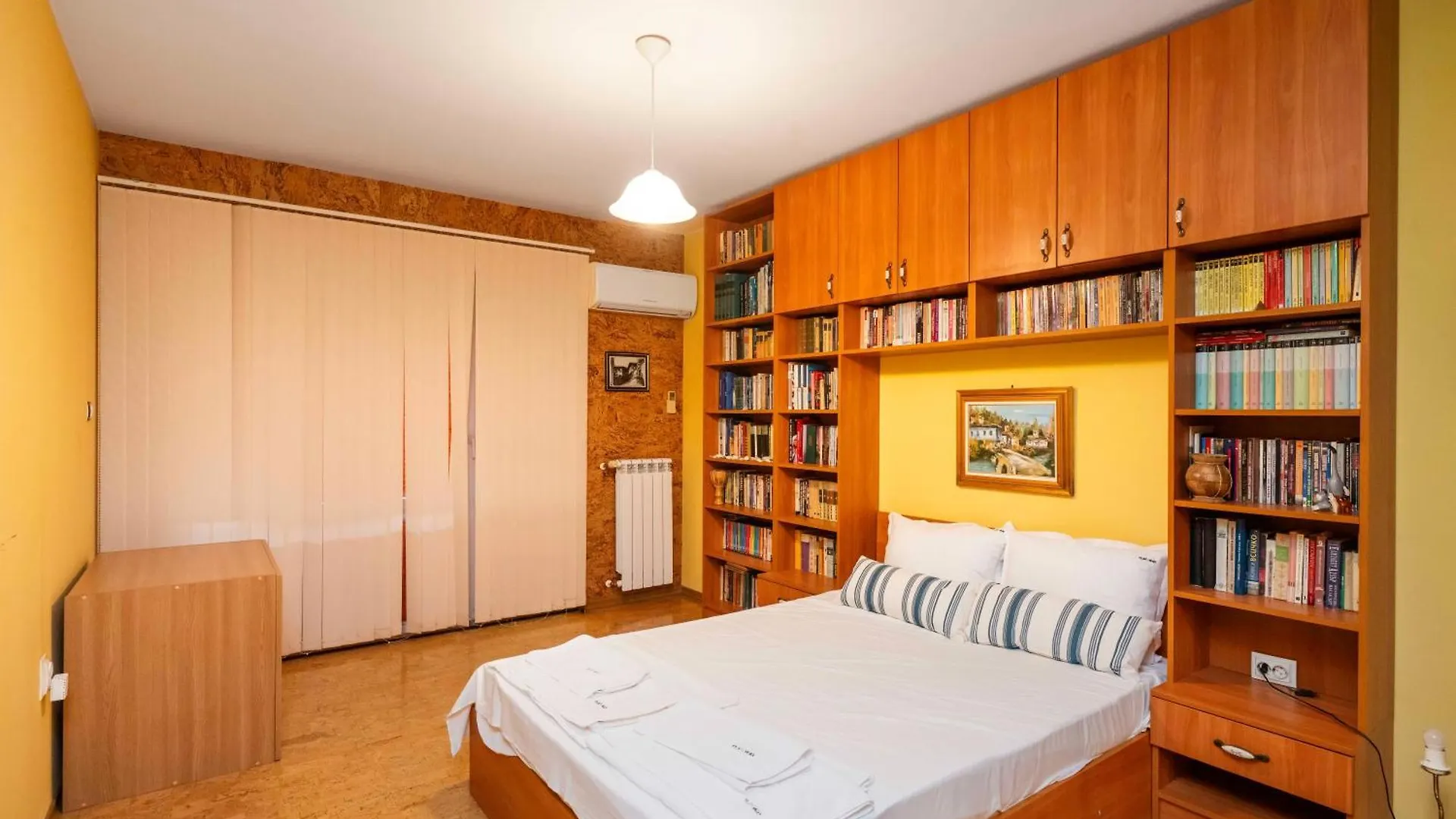 Vintage And Cozy 2Bd Apartment In Prime Location Sofia